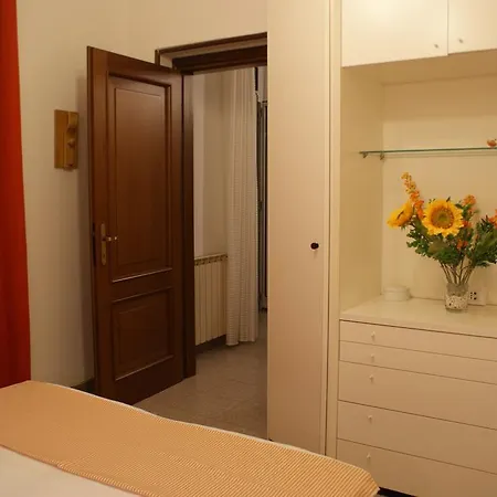 Da Monia & Lidia Apartment *